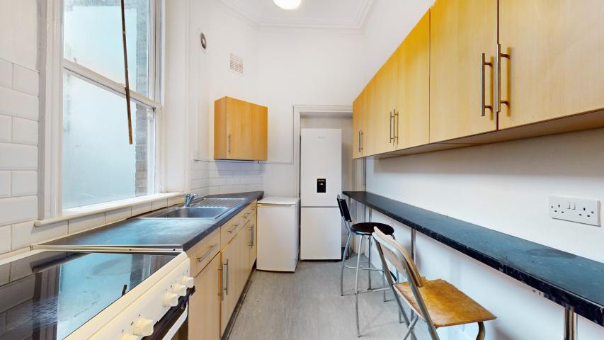 Modern Apartment Portnall Road, Maida Vale